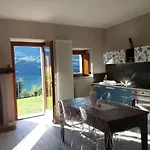 D'orta Con Vista Pettenasco