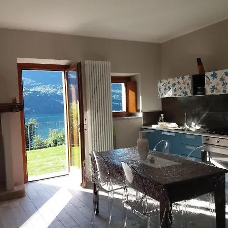 D'orta Con Vista بيتيناسكو